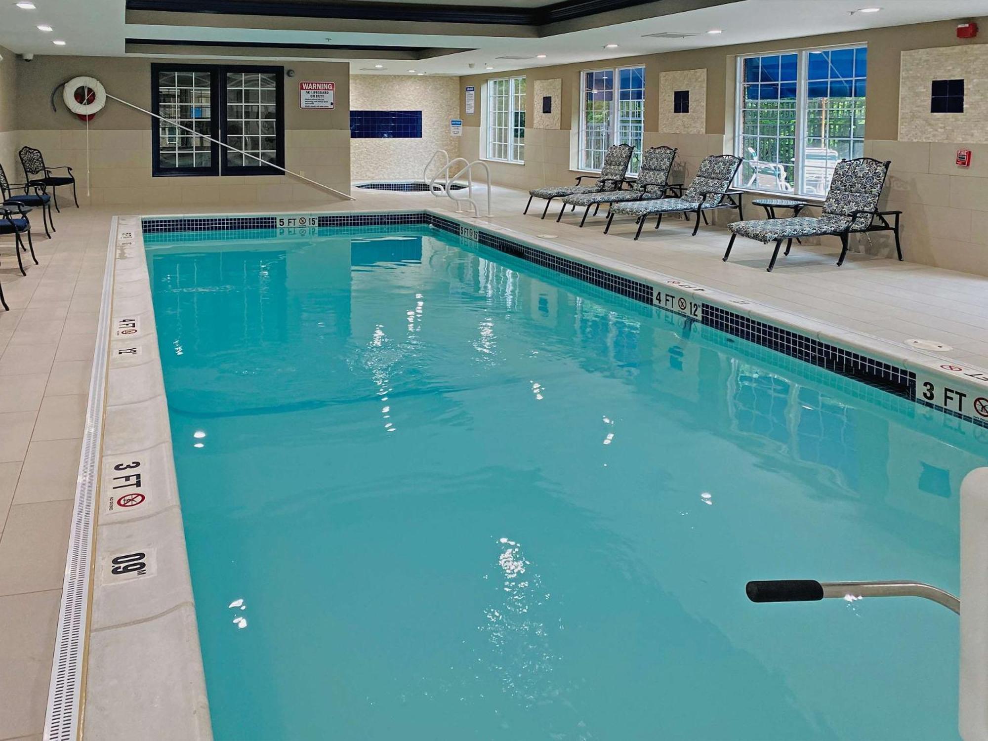 Comfort Inn & Suites Sturbridge-Brimfield Kültér fotó