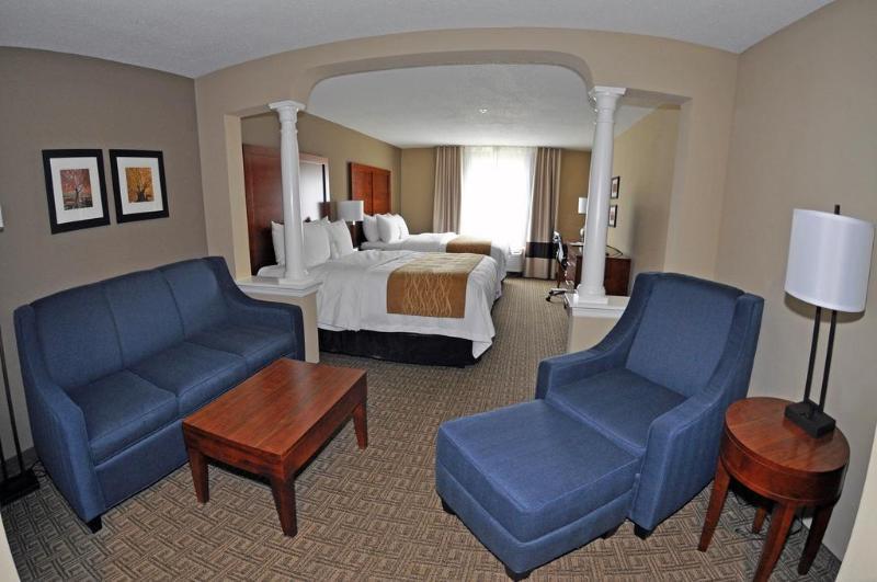 Comfort Inn & Suites Sturbridge-Brimfield Kültér fotó