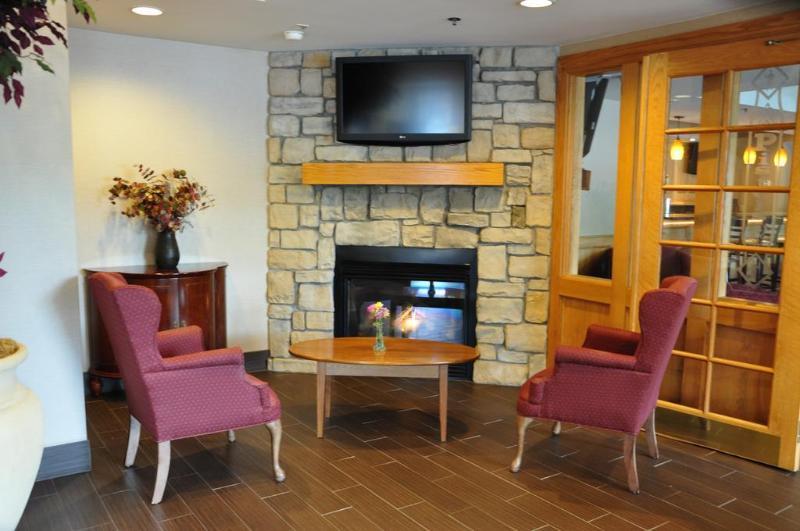 Comfort Inn & Suites Sturbridge-Brimfield Kültér fotó