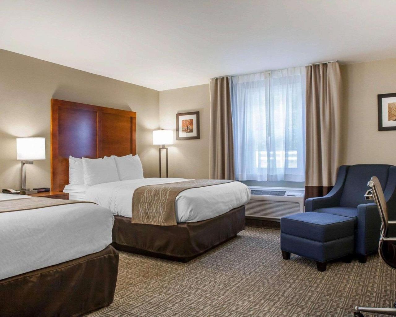 Comfort Inn & Suites Sturbridge-Brimfield Kültér fotó