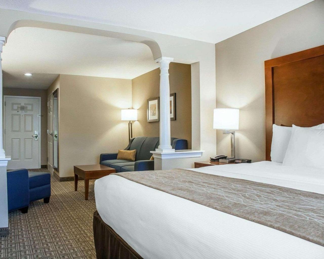 Comfort Inn & Suites Sturbridge-Brimfield Kültér fotó